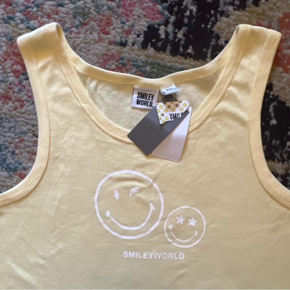 Smiley world yellow cropped tank top size XXL - Picture 6 of 6